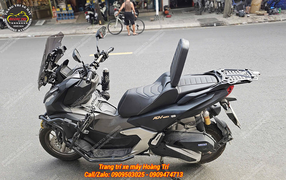 Tổng thể ADV 160 độ yên hai tầng HTR0223, phù hợp đi phố lẫn phượt đường dài