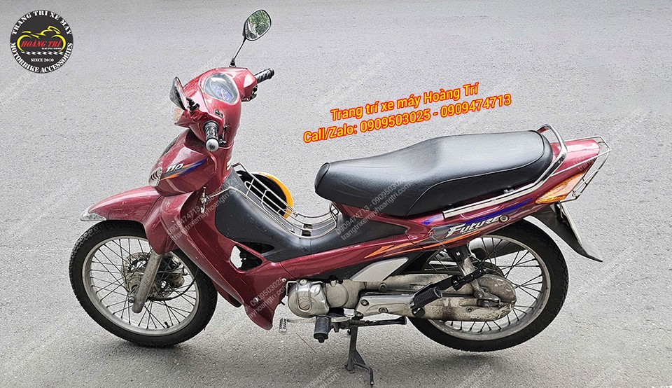 Tổng thể Honda Future sau khi trang bị gác chân phụ, tăng tiện ích sử dụng hằng ngày cho gia đình nhỏ