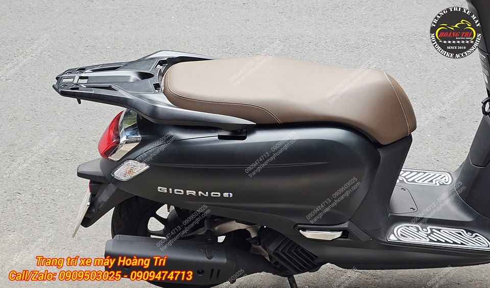 Phần đuôi xe dài hơn sau khi được lắp baga sau Sh nhôm đúc