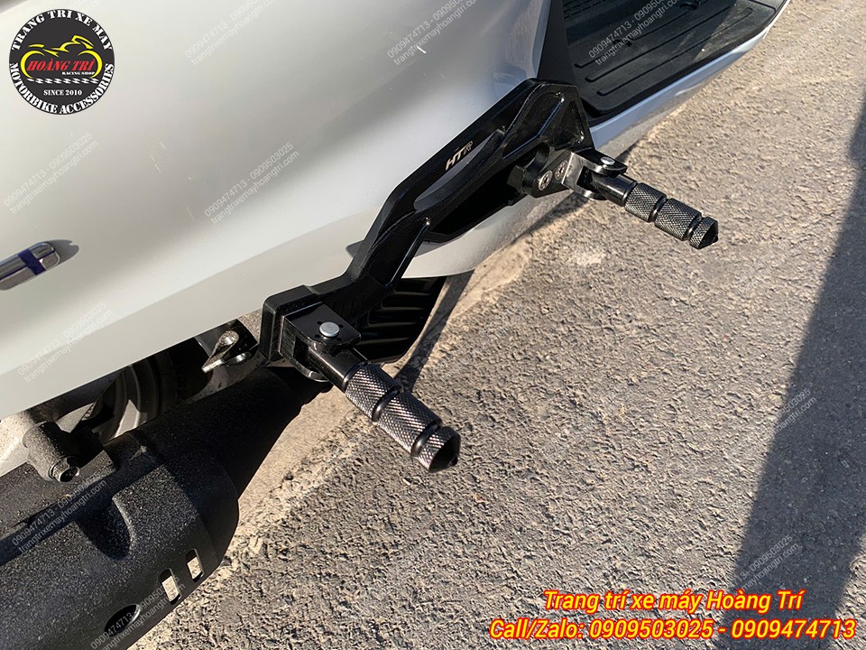 Mỗi gác chân có thể bật ra gập vào riêng biệt, thuận tiện khi sử dụng