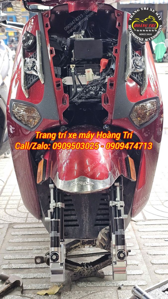 Góc chụp trực diện dàn chân trước Giorno 125 với phuộc Kingham nhôm CNC sau hoàn thiện