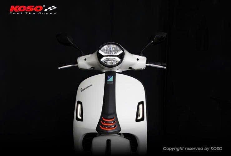 Góc nhìn trực diện Vespa GTS trang bị đèn pha KOSO, tổng thể hài hòa và đậm chất thể thao