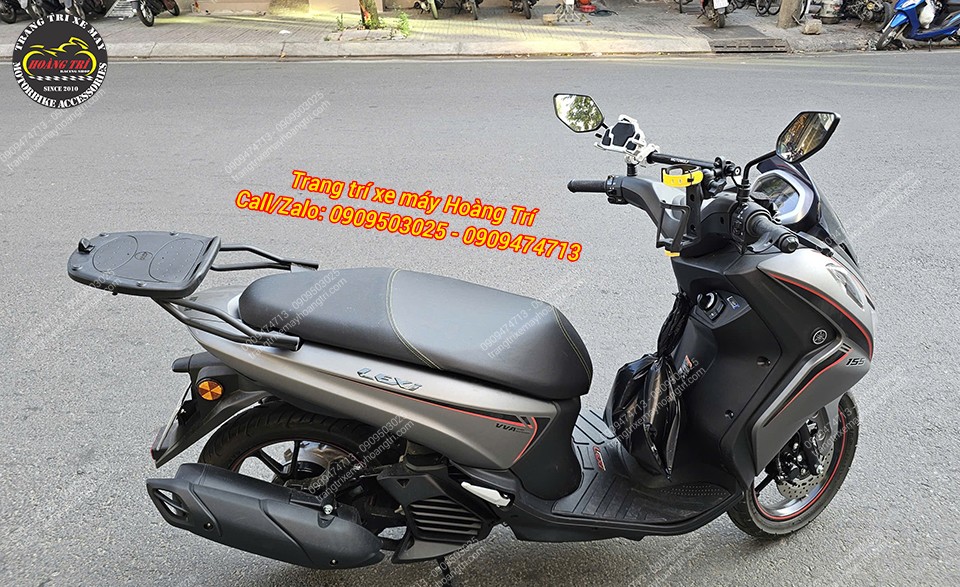 Tăng thêm tiện ích cùng bộ 3 phụ kiện xịn sò: thanh ngang, giá đỡ điện thoại và giá đỡ chai nước