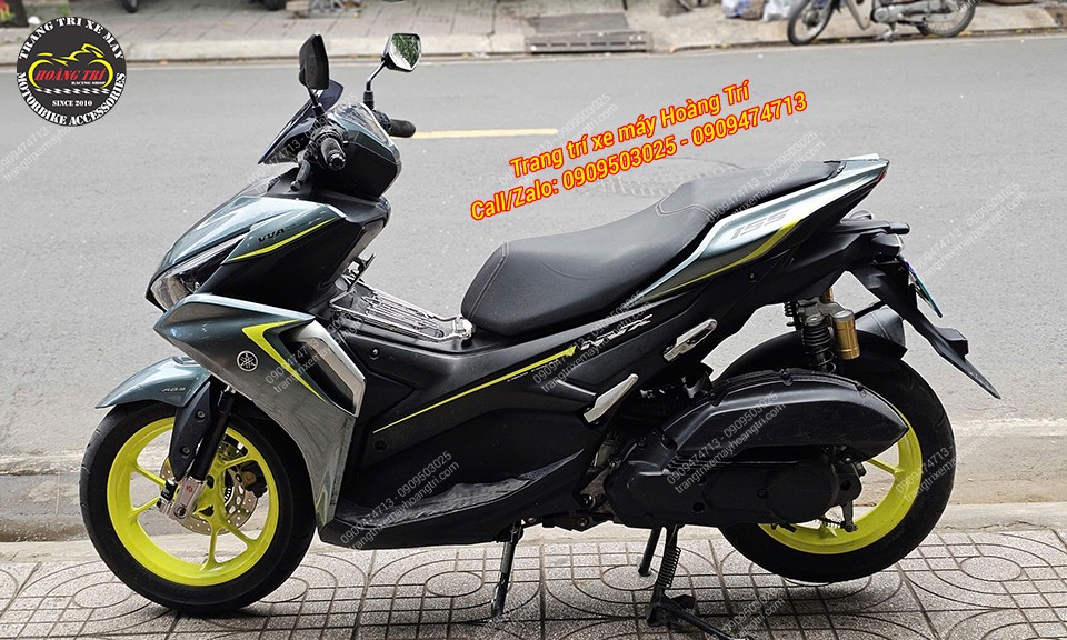 Tổng thể xe cá tính và mạnh mẽ khi nâng cấp phuộc Kingham vừa trang trí vừa nhún êm