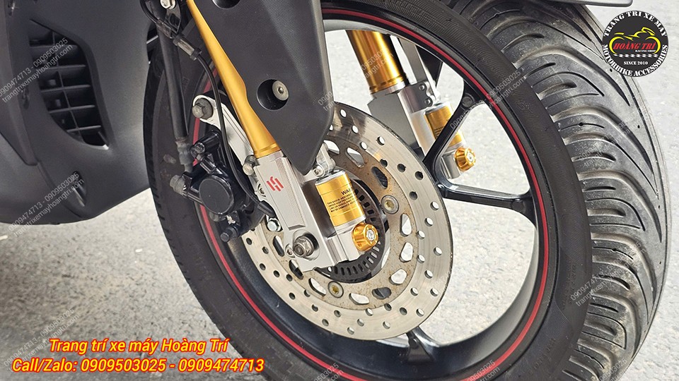 Phuộc và bình dầu Kingham vàng tăng vẻ ngoài hầm hố và hiệu quả giảm xóc