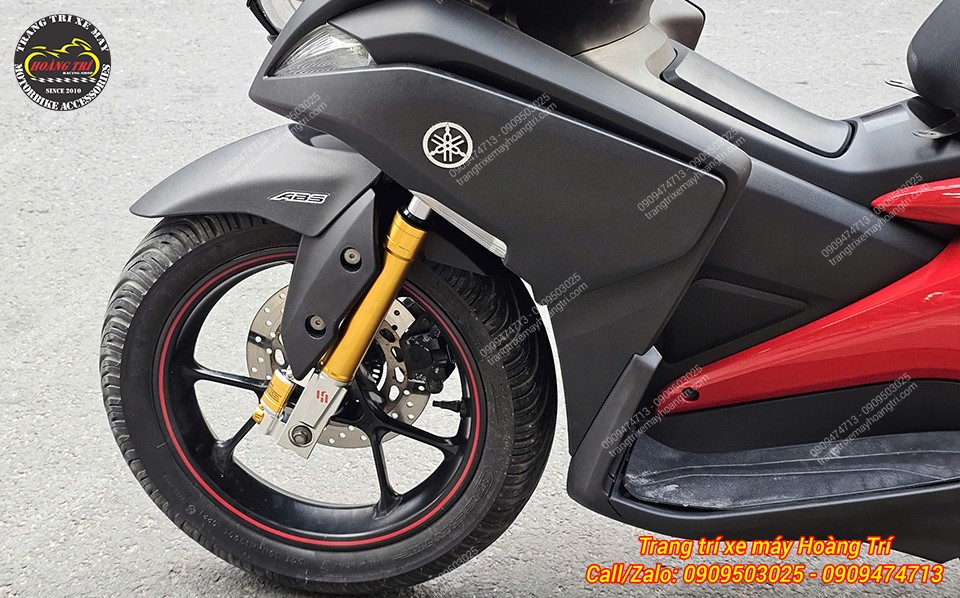 Tổng thể bánh trước NVX nâng cấp phuộc Kingham cho vẻ thể thao đẳng cấp hơn