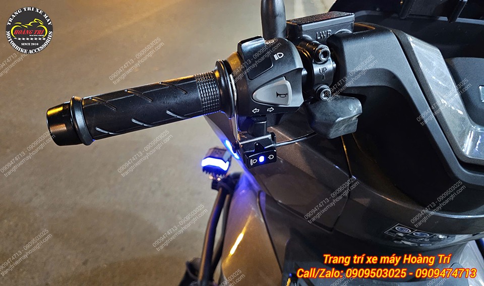 Công tắc đèn Kewig K12 được lắp gọn tại cùm công tắc zin của xe