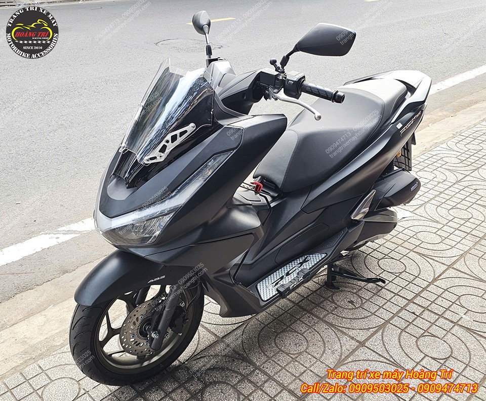 Thảm để chân nhôm CNC PCX 160 - Món phụ kiện trang trí xe PCX 160 cần thiết và đáng tiền