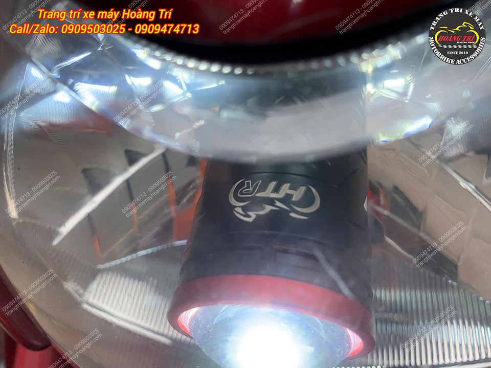 Logo HTR nổi bật kết hợp vòng LED đồng màu, tăng tính thẩm mỹ cho Vision