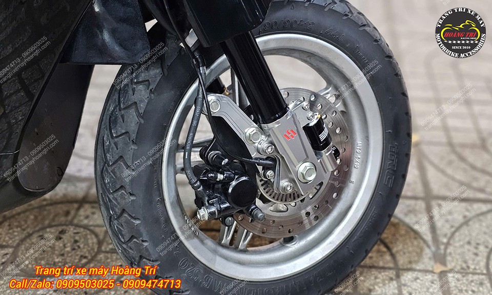 Phuộc trước Kingham lắp hoàn thiện trên xe Vento, cần gia công pát chính xác theo xe