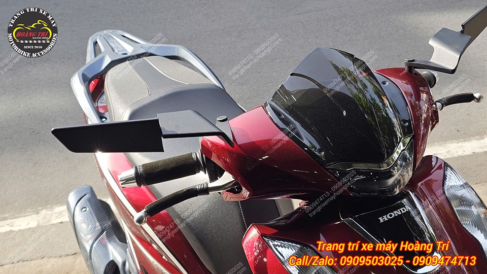 Kính hậu H2R mang phong cách gọn nhẹ và kiểu dáng cánh gió phong cách