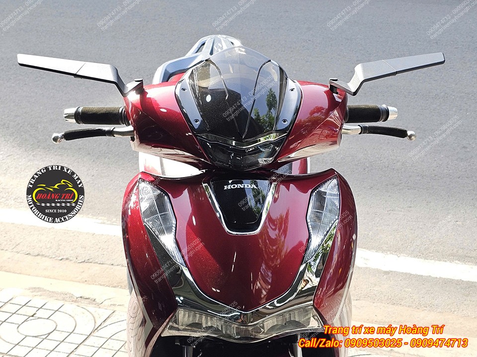 Khi không cần sử dụng gương có thể gập lại để tạo nên chiếc cánh gió thể thao, cá tính