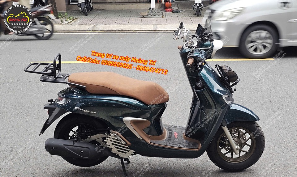 Toàn cảnh Stylo 160 độ baga sau tựa lưng kết hợp phụ kiện phong cách cổ điển