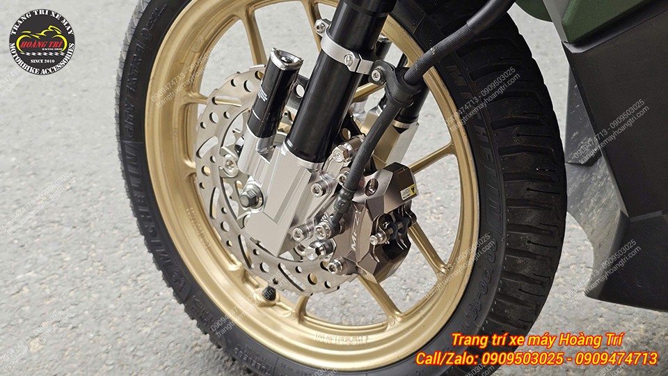 Hoàn thiện phuộc Kingham màu đen cho xe Vario 2017 với tông đen cá tính, mạnh mẽ