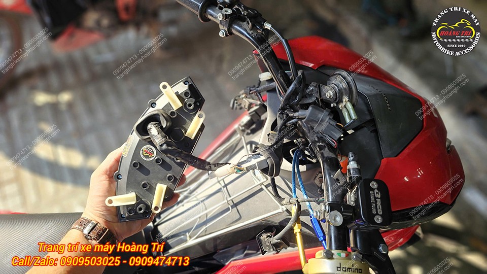 Đường dây điện được thiết kế gọn gàng chỉ với 1 giắc cắm - Thiết kế kiểu Plug and Play