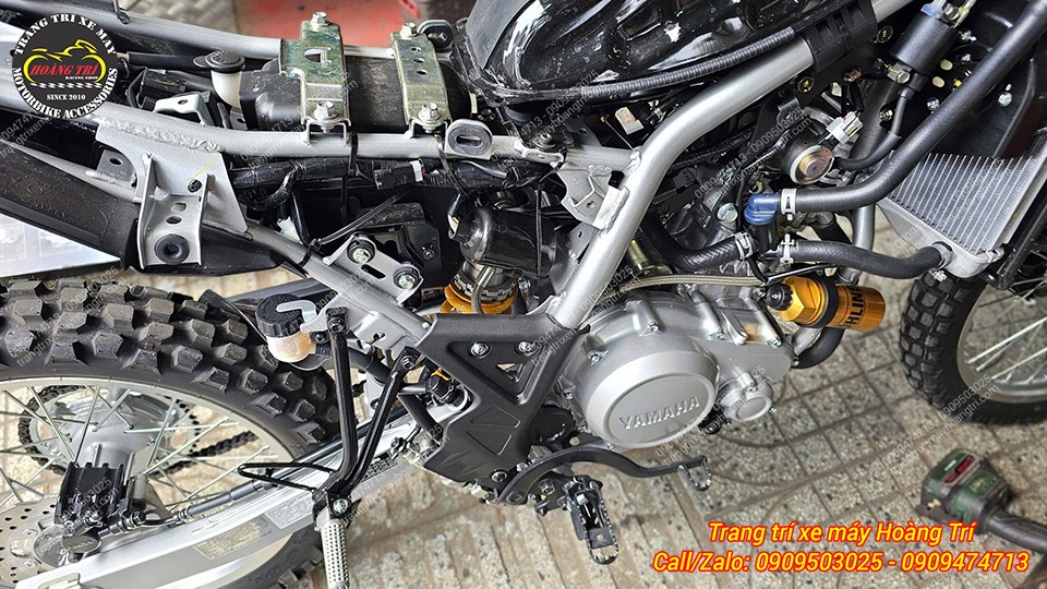 Phuộc Ohlins đã gắn xong trên khung WR155, tăng khả năng vận hành và ổn định vượt trội