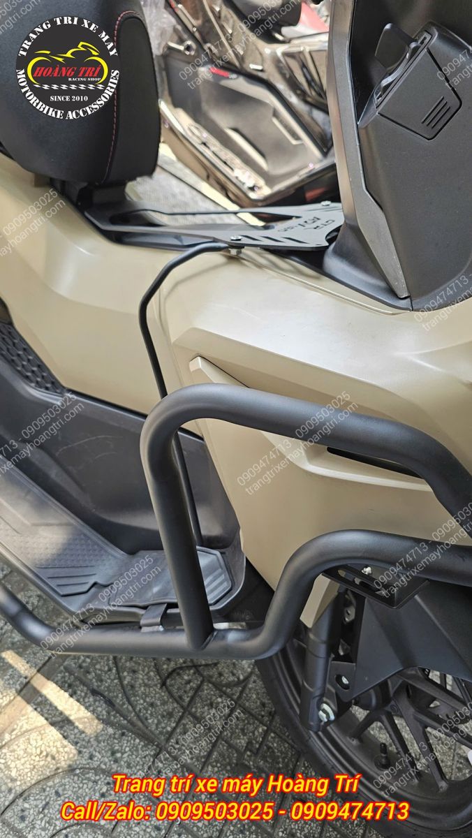 Pát và baga giữa được nối với nhau bằng ốc vít chắc chắn, bền bỉ