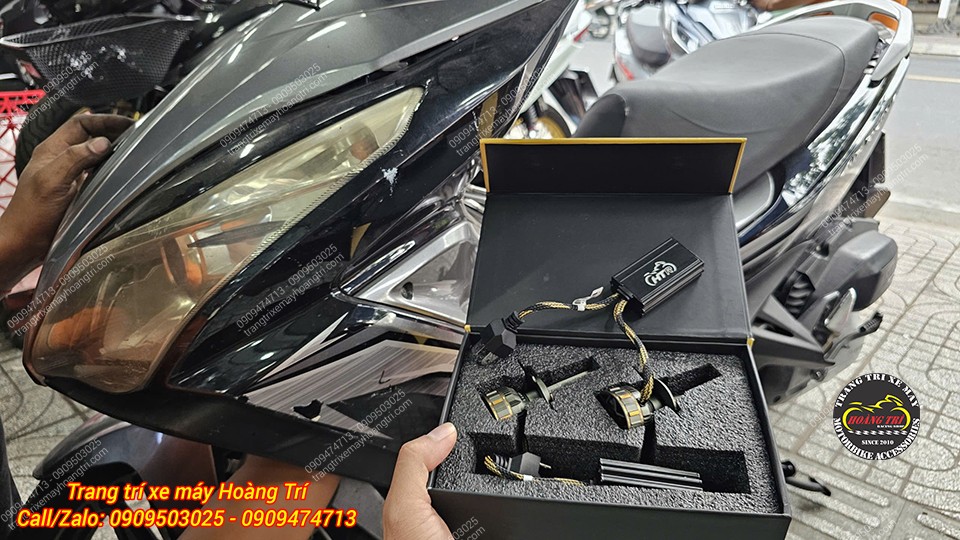 Cặp đèn pha LED R14 H4 mang đến sự hiện đại và tăng sáng cho xe Airblade 2013