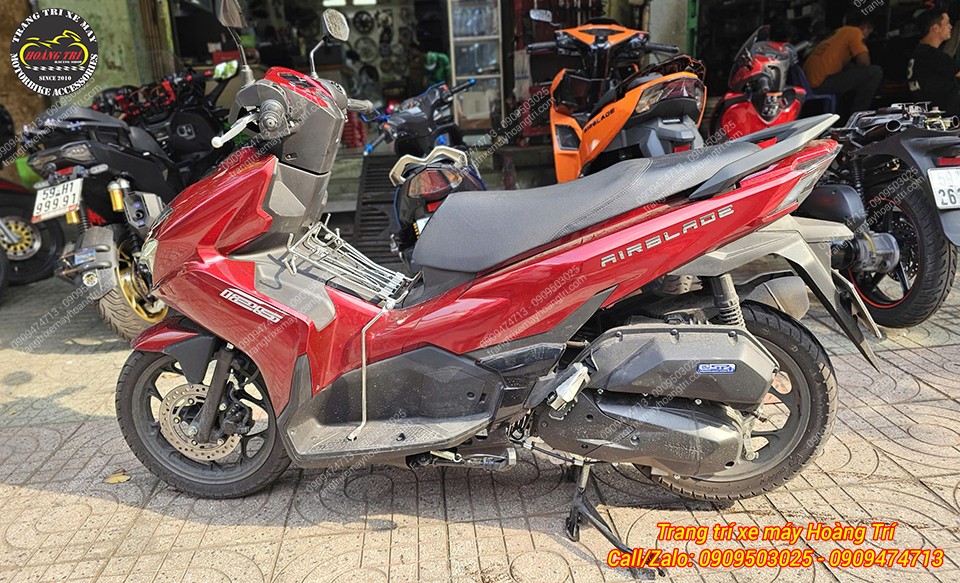 Nhìn lại góc toàn cảnh Airblade 2026 trước khi lột xác thành Airblade 2026 màu trắng