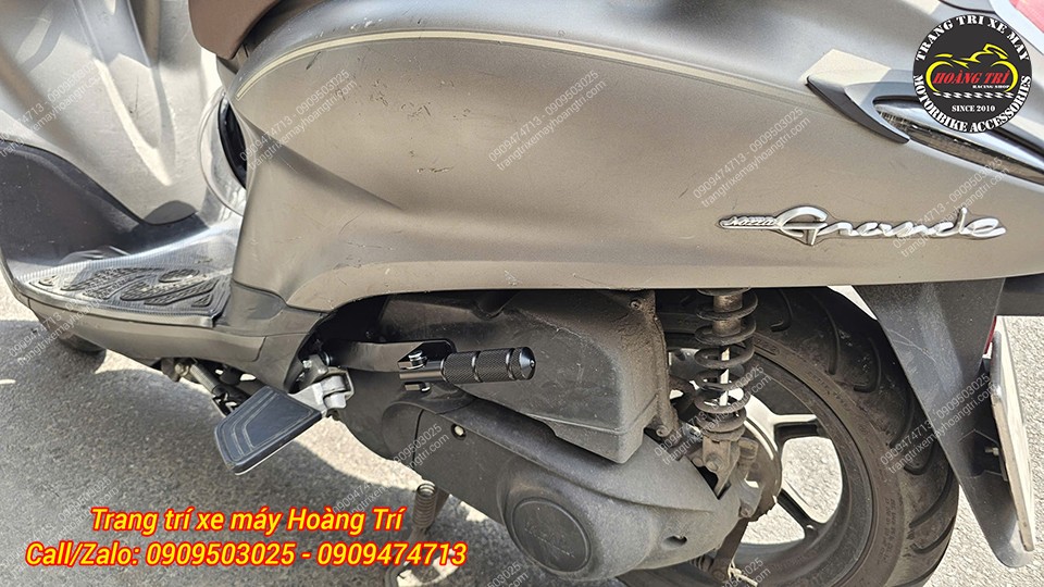 Cận cảnh gác chân phụ Grande 2025 thiết kế chắc chắn, hoàn thiện sắc nét, đồng bộ tổng thể xe