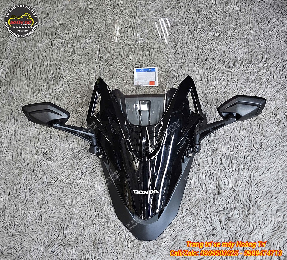 Góc nhìn trực diện kính chắn gió PCX 160 kiểu Forza NCL giúp xế cưng đẳng cấp hơn và hầm hố hơn