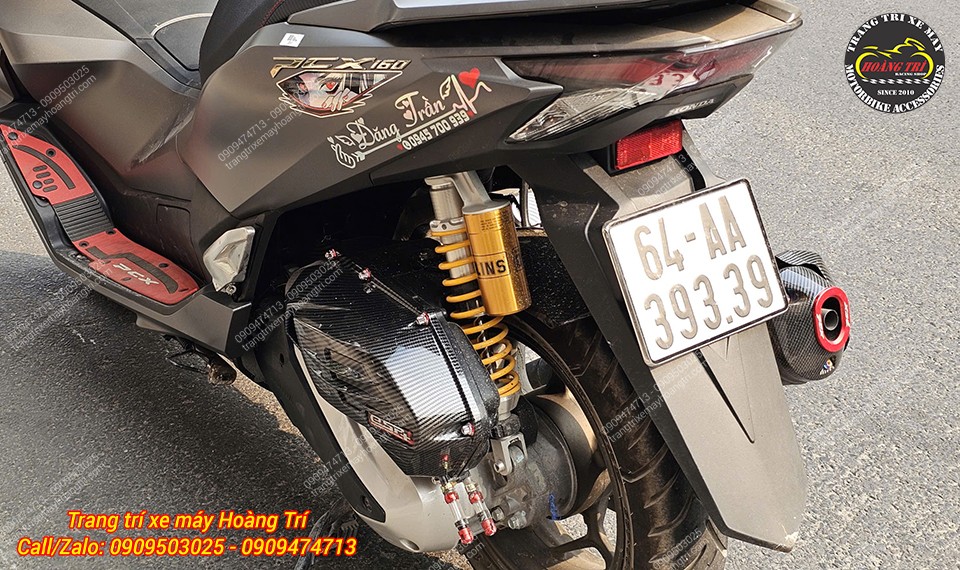 Góc nghiêng phía sau PCX 160 trang bị phuộc Ohlins HO112, tổng thể gọn gàng, thể thao