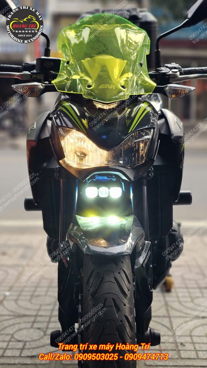 Ánh sáng đèn trợ sáng Extra 3 giúp tăng sáng hiệu quả cho xe Kawasaki Z900