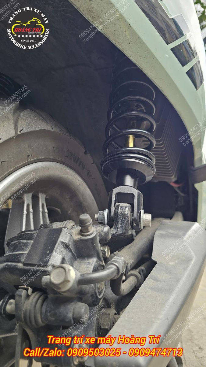 Cận cảnh đầu phuộc RCB Series C2 lắp chuẩn vị trí, không cấn dàn áo xe điện