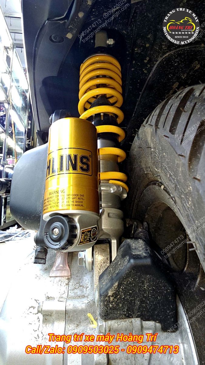 Phuộc Ohlins HO328 màu vàng đặc trưng gắn Scoopy 2025, tăng độ nhún êm ái cho xe