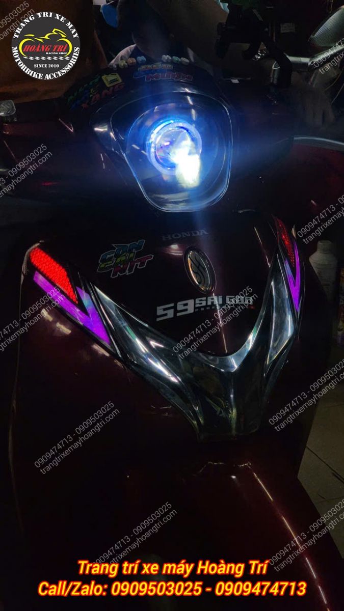 LED Audi i8 Sh Mode 2019 có thể điều khiển bằng điện thoại với nhiều màu sắc, hiệu ứng