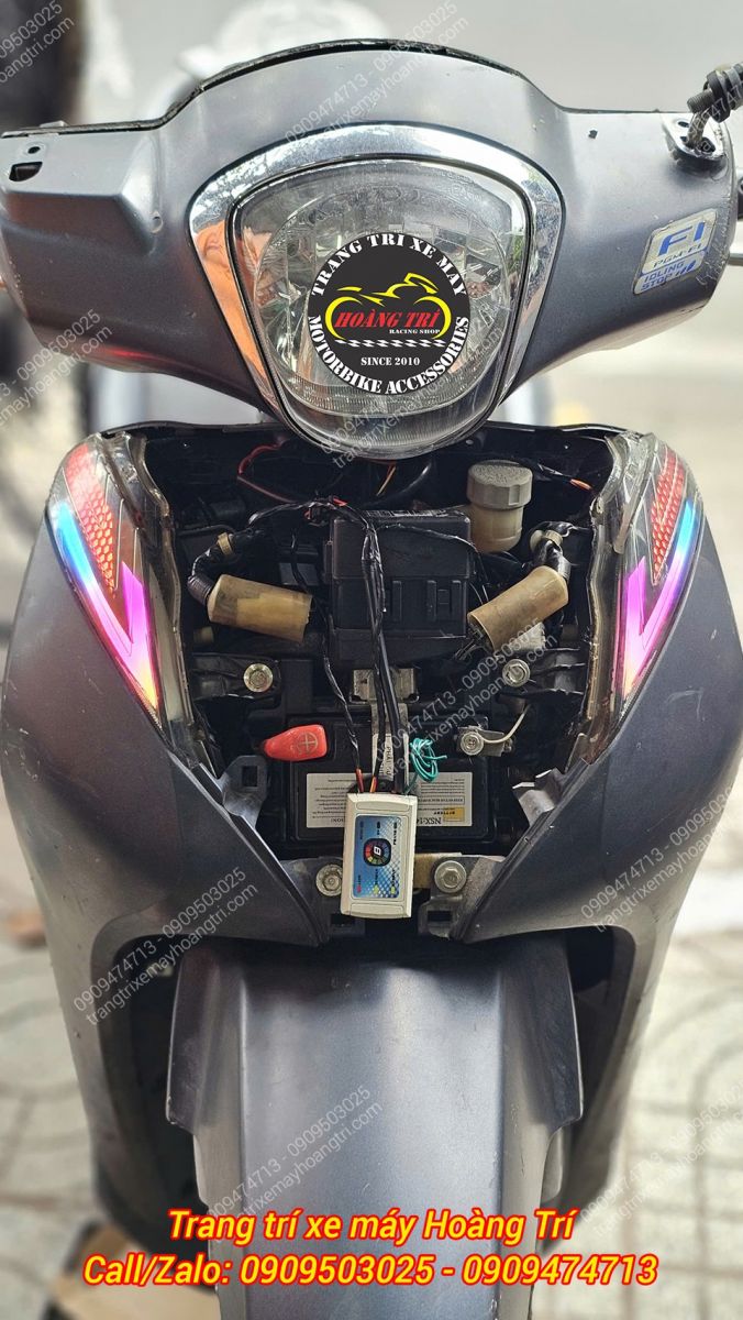 Phía sau mặt nạ SH Mode là mạch điện LED Audi i8 sau khi hoàn thiện, rất gọn gàng