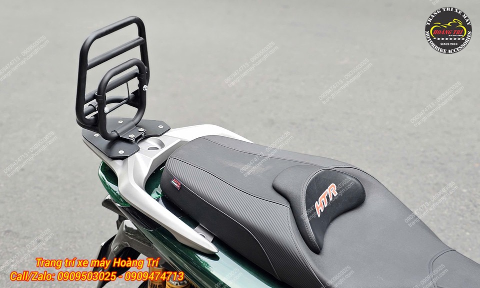 Baga sau tựa lưng SH kiểu Vespa lắp gọn gàng trên xe Sh 2020 vẫn giữ nguyên sự sang trọng của xe