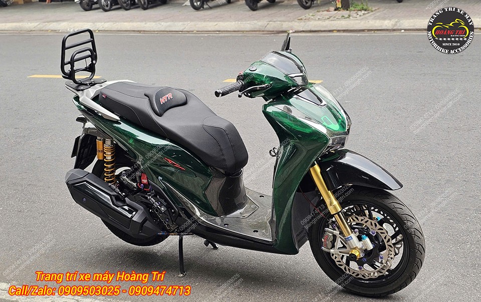 SH lắp baga tựa lưng kiểu Vespa hỗ trợ người ngồi sau, đặc biệt đi cùng trẻ em sẽ rất an toàn