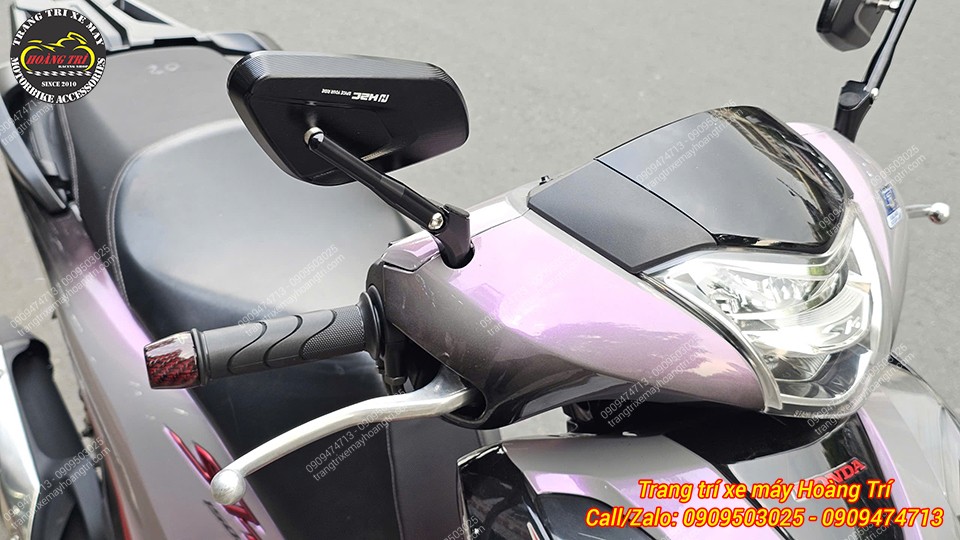 Cận cảnh kính hậu kiểu H2C E3 gắn SH 2017, thiết kế thể thao, gọn gàng, góc cạnh