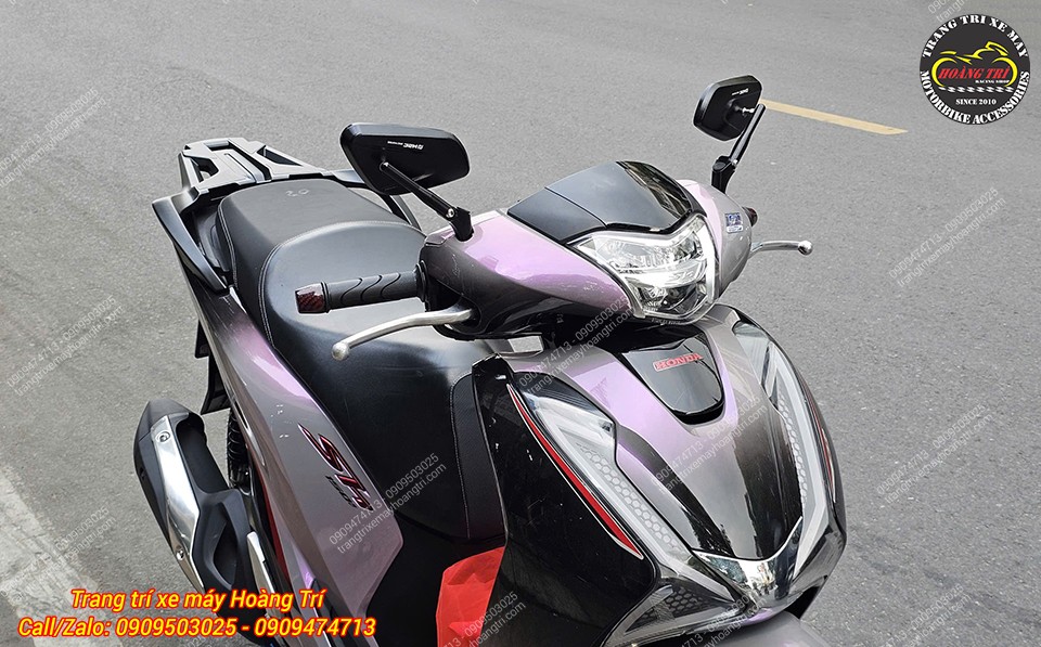 Tổng thể SH 2017 với kính hậu H2C E3, form xe gọn gàng, phong cách hiện đại