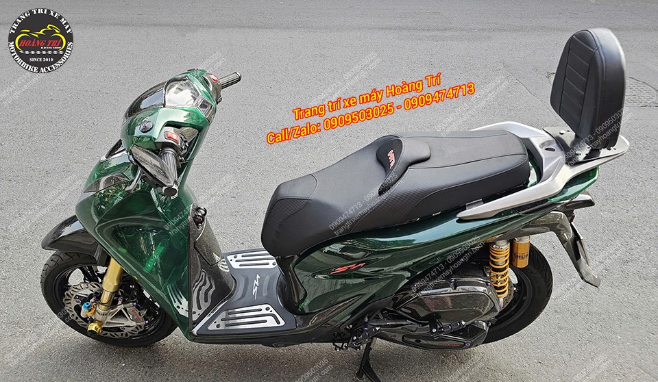 Toàn cảnh SH VN trang bị thảm để chân nhôm Honda chính hãng, tăng tiện ích và vẻ sang trọng