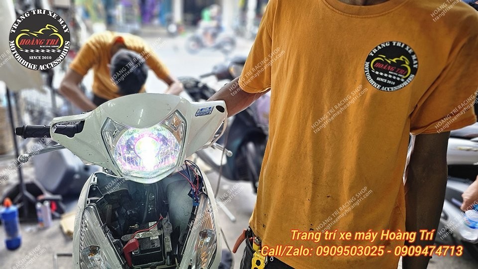 Hoàn thiện lắp đèn bi cầu Titan Moto cho Vision 2014, căn chỉnh ánh sáng chuẩn, đảm bảo an toàn