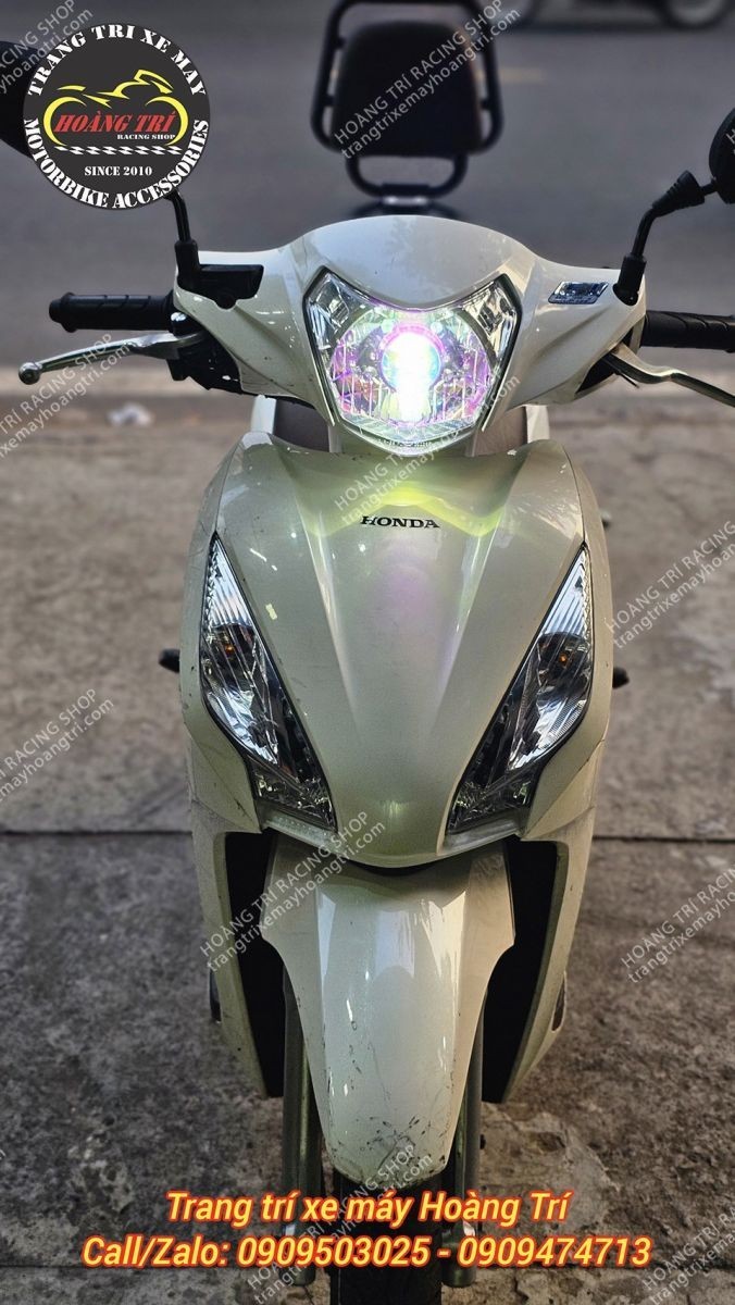 Góc nhìn trực diện Vision 2014 sau khi nâng cấp đèn bi cầu, tăng thẩm mỹ và hiệu quả chiếu sáng