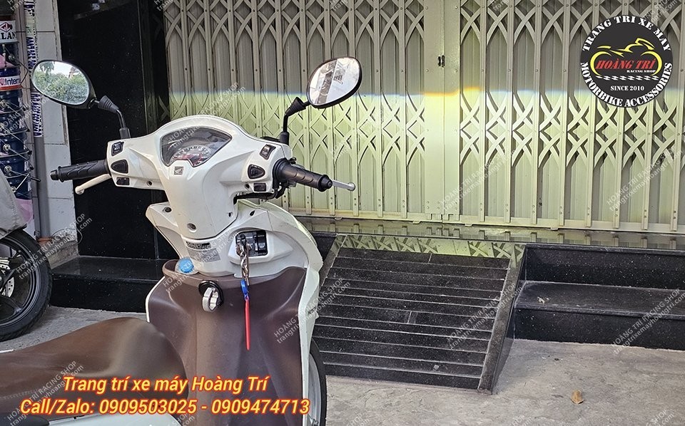 Test ánh sáng thực tế của đèn Titan Moto trên Vision 2024, không gây chói