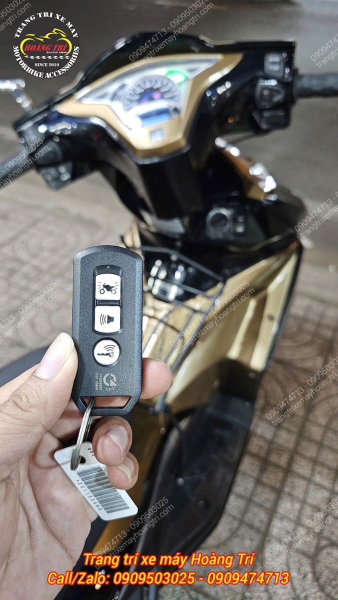 Thêm chiếc Airblade vừa nâng cấp khóa thông minh Smartkey đón Tết