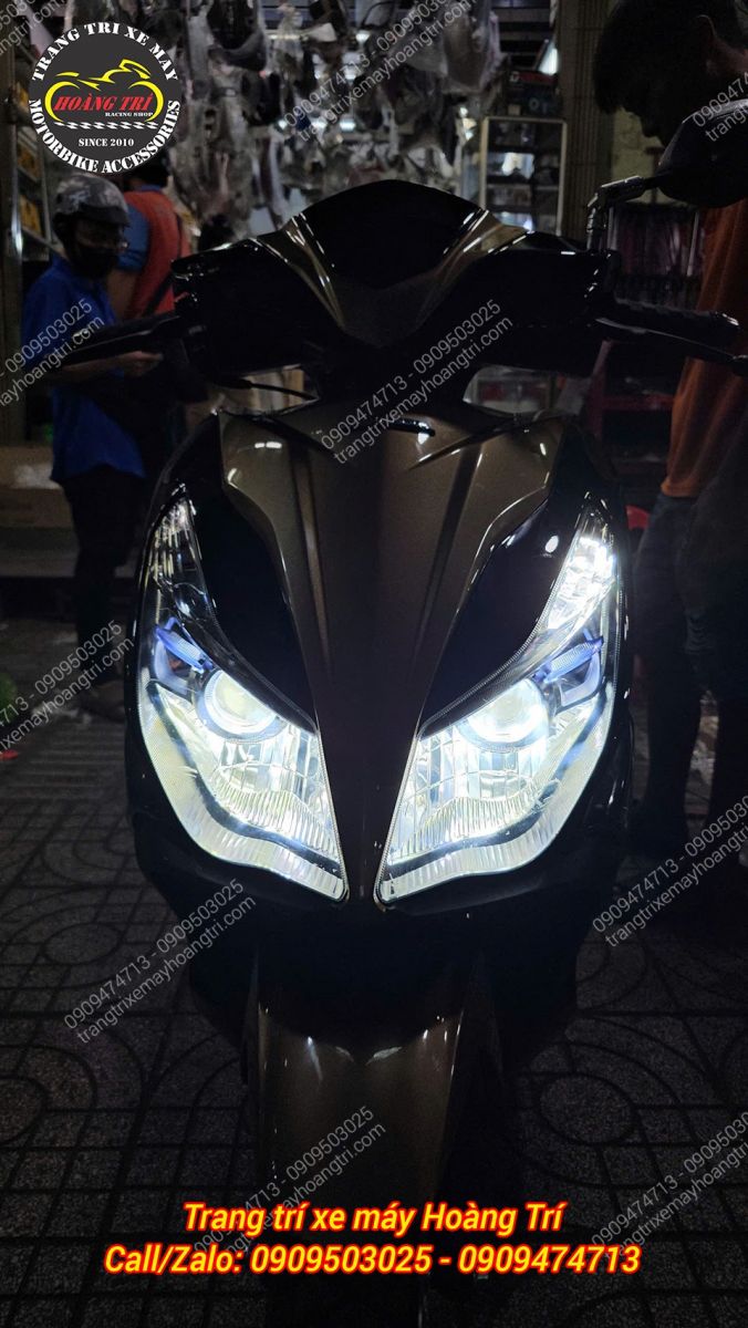 Ánh sáng trắng mạnh mẽ giúp anh em đi đường tối an tâm hơn