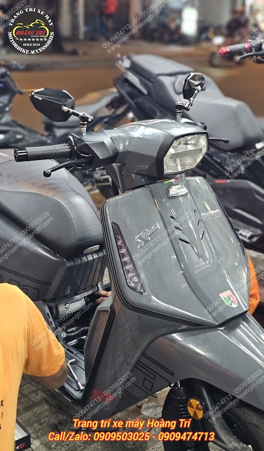 Cùng nhìn ngắm lại mẫu xe Lambretta X125 nâng cấp cặp kính hậu trang trí Lambretta X125