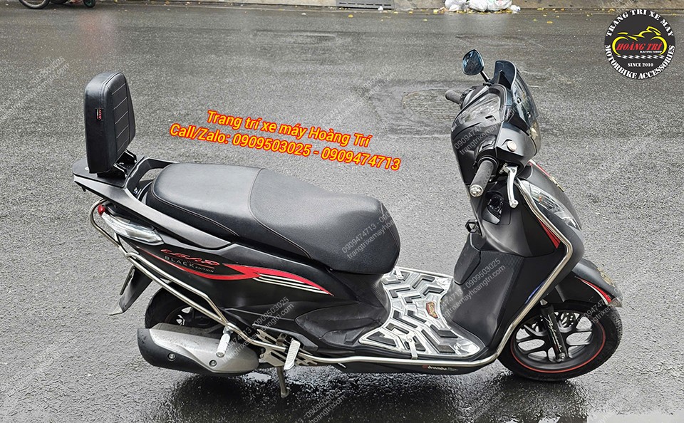 Khi cần sử dụng chỉ cần dựng đứng lên là có ngay tựa lưng bền bỉ và an toàn