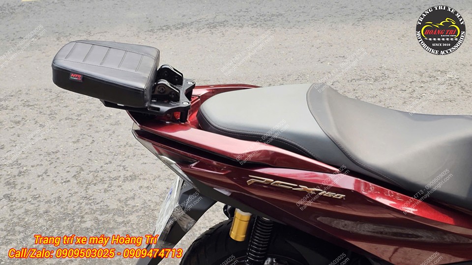 Sản phẩm khi gập gọn lại không gây vướng hay cản trở bất kỳ hoạt động nào của xe