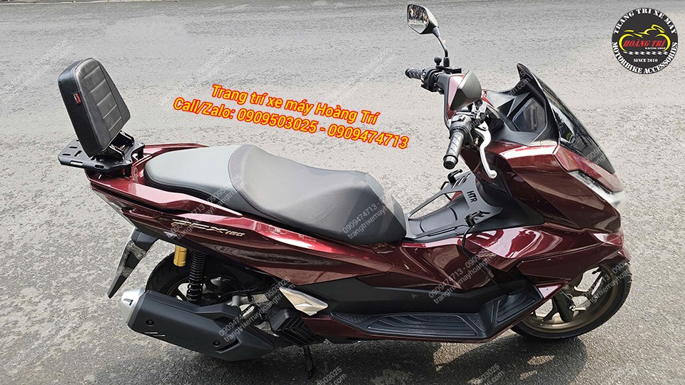 Khi cần sử dụng chỉ cần bật lên là có ngay tựa lưng chắc chắn, bền bỉ