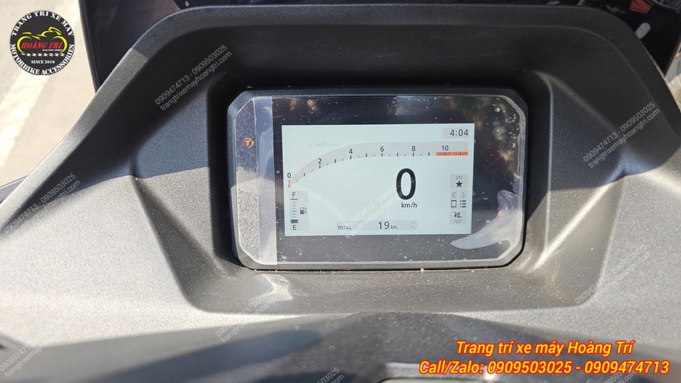 Xe được gửi thông qua nhà xe nên ODO cũng chỉ mới 19km