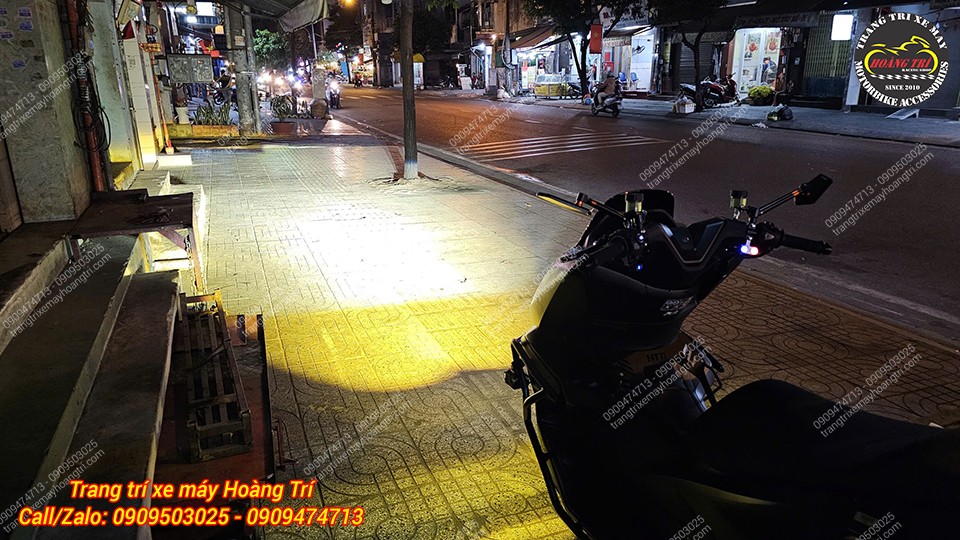 Giải pháp nâng sáng hiệu quả cho PCX 160 là trang bị đèn trợ sáng Kewig K12