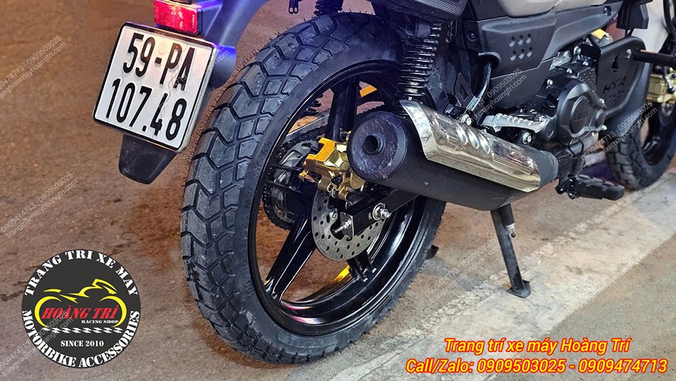 Phanh đĩa sau được anh khách nâng cấp cùng với bộ mâm cho PG-1