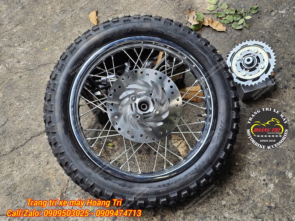 Bánh sau khi đã vô lốp, đĩa thắng đã hoàn thiện giúp tăng khả năng kiểm soát phanh