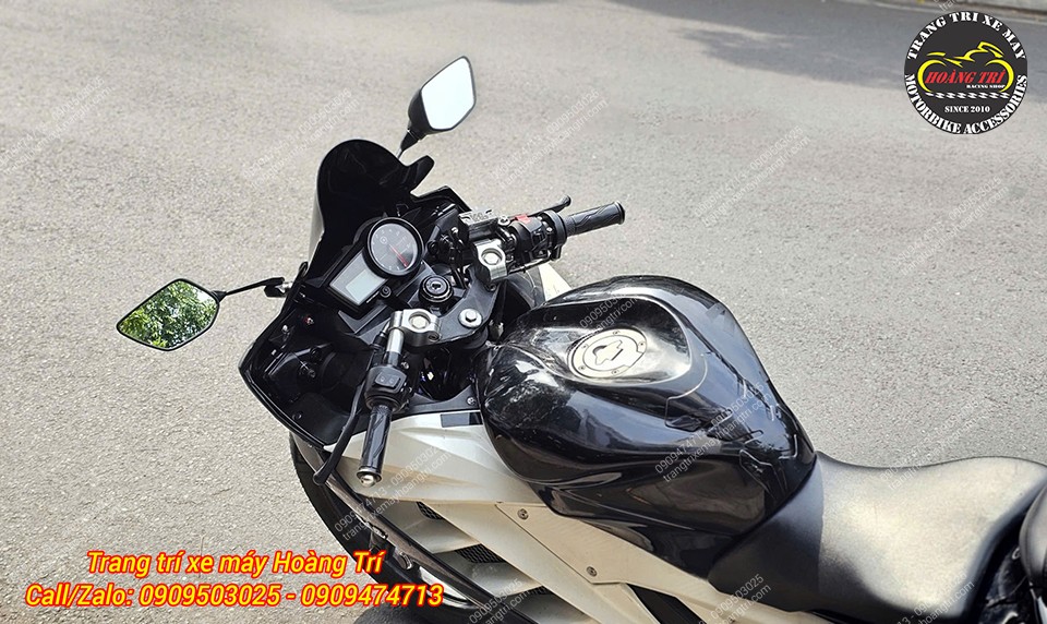 Kính hậu R15 lắp cho xe R15 V2 - Lấy lại sự tự tin vốn có của xe